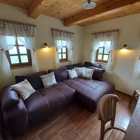 Сasa de vacaciones Oldhouse Knezovo Sromlje